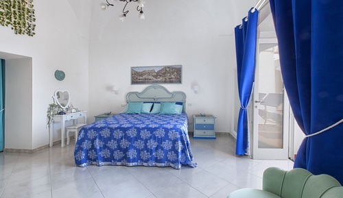 House, 2 Bedrooms, Smoking, Terrace