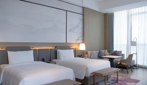 Studio, 2 Twin Beds, City View