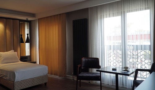 Superior Twin Room