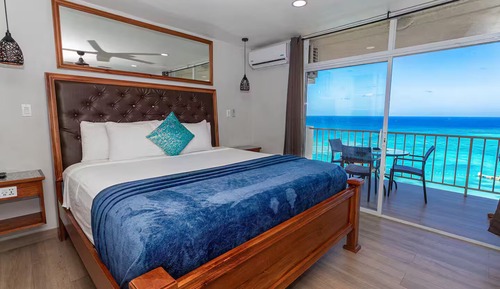 Deluxe Studio, Multiple Beds, Ocean View