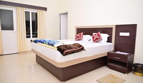 Deluxe Double Room, City View