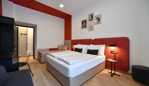 Family Apartment, 3 Bedrooms, Kitchen, Mountain View
