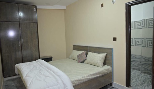 Standard Room, 1 King Bed