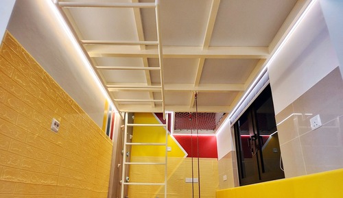 Bricks Themed Loft Apartment