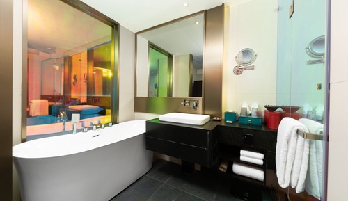 Premier Room, 1 King Bed, Non Smoking