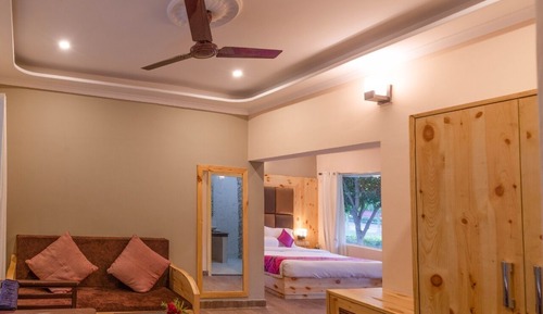 Premium Room
