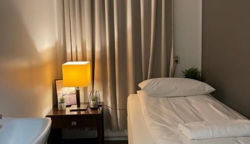 Basic Single Room, Shared Bathroom