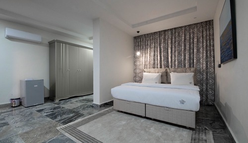 Executive Apartment