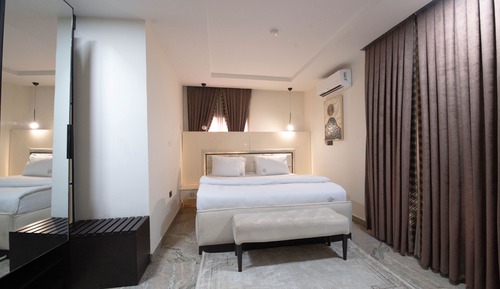Premium Apartment