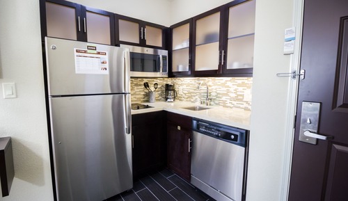 Suite, Multiple Beds, Kitchen