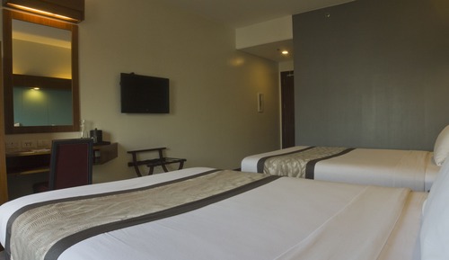 Room, 2 Queen Beds, Non Smoking