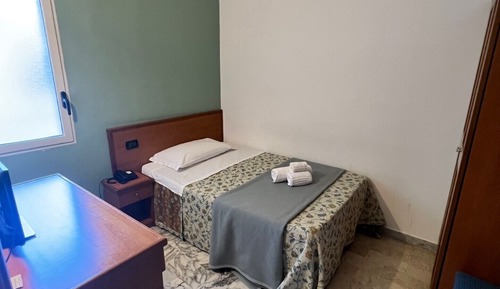 Basic Single Room