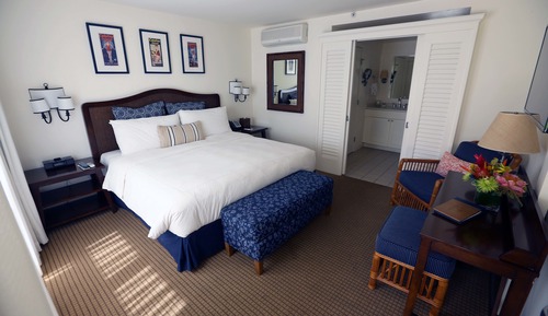 Deluxe Room, 1 King Bed