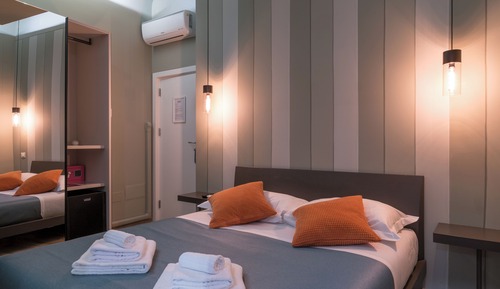 Economy Room
