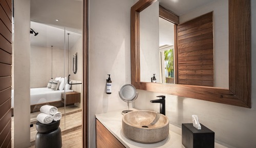 Casa Zamna Ocean Front Junior Suite King