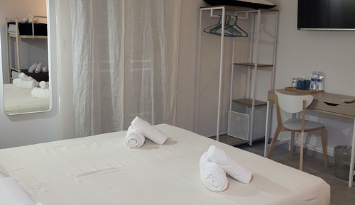 Deluxe Quadruple Room