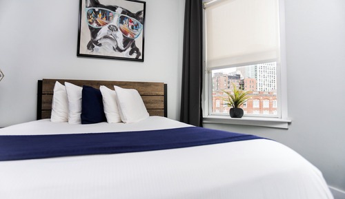 Signature Room