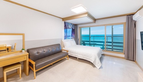 Basic Room, 1 Bedroom (503(Ocean view))