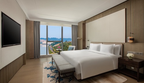 Junior Suite, 1 King Bed