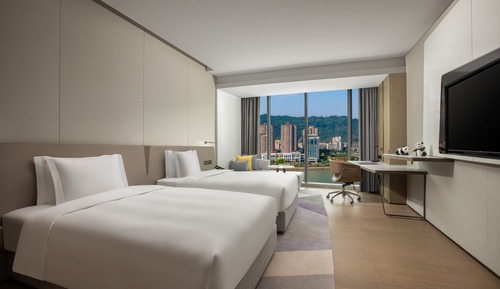 Standard Room, 2 Twin Beds, River View