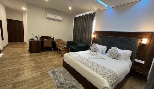 Superior Suite