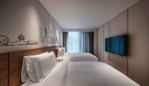 Standard Twin Room