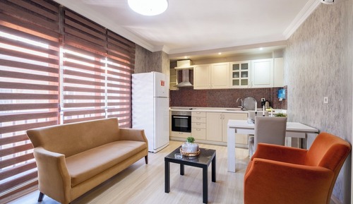 Economy Suite