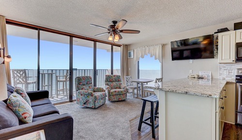 Condo, 2 Bedrooms