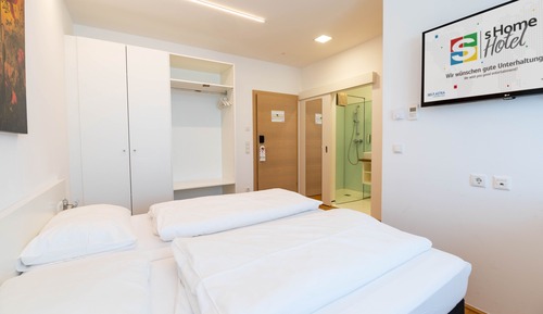Basic Double Room