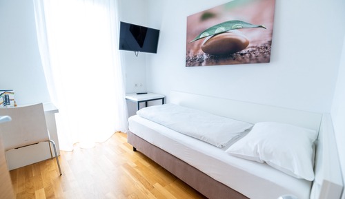 City Single Room