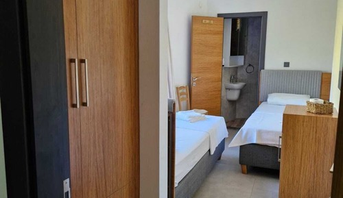 Classic Twin Room