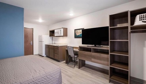 Queen Suite