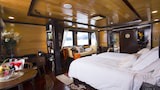 Senior Suite