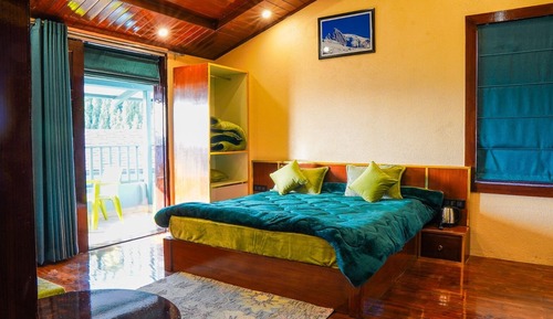 Premium Room
