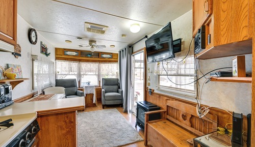House (1 Bedroom)