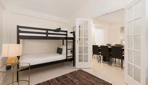7 Bedroom Home