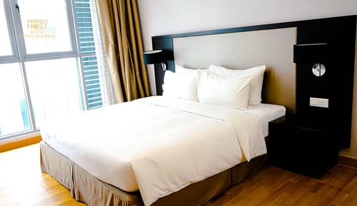 Deluxe Duplex, 1 Bedroom, Non Smoking, Refrigerator & Microwave