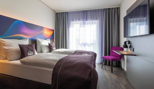 Standard Room, 1 Queen Bed, Kitchenette