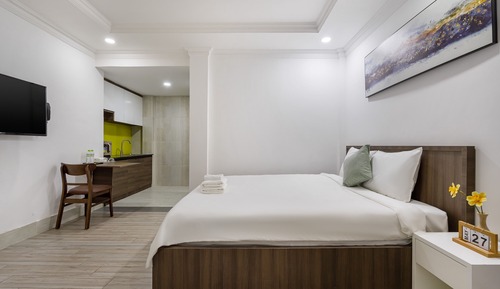 Double Skyline - Ground Floor