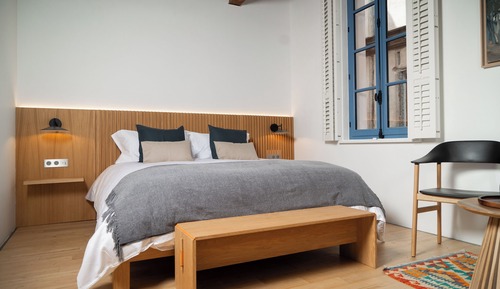 King Room - Street View