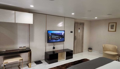 Business Studio