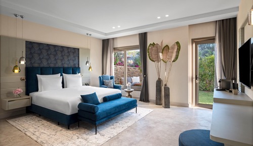 Suite, Garden Area (Swim Up)