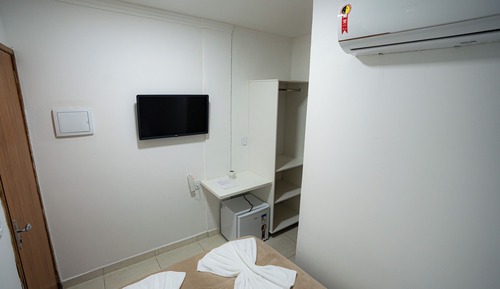 Economy Room, No Windows