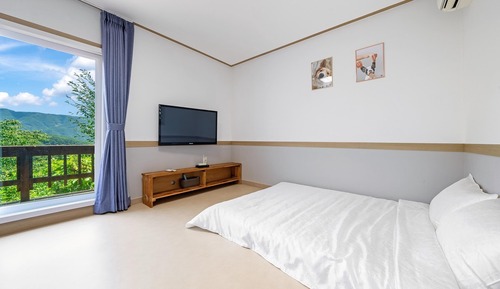 Basic Room, 1 Bedroom (Poodle3)