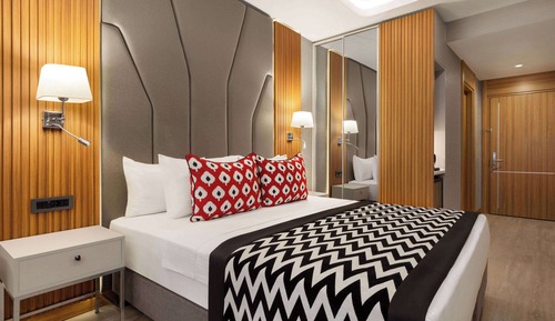 Room (Standard Economy)