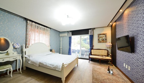 Basic Room, 1 Bedroom (Evergreen ( F2 ))