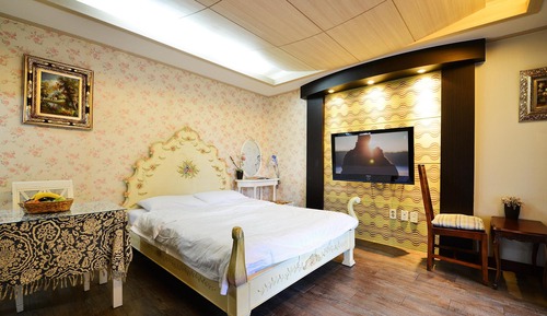 Basic Room, 1 Bedroom (Ivy ( F1 ))