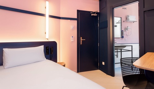 Single Room, 1 Twin Bed, Courtyard View