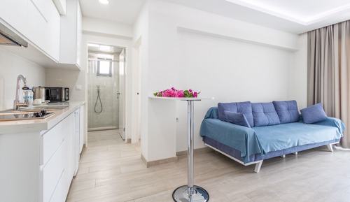 Standard Suite, City View