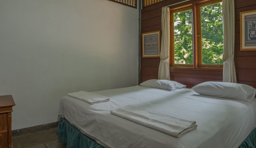 Suite, 3 Bedrooms, Garden View